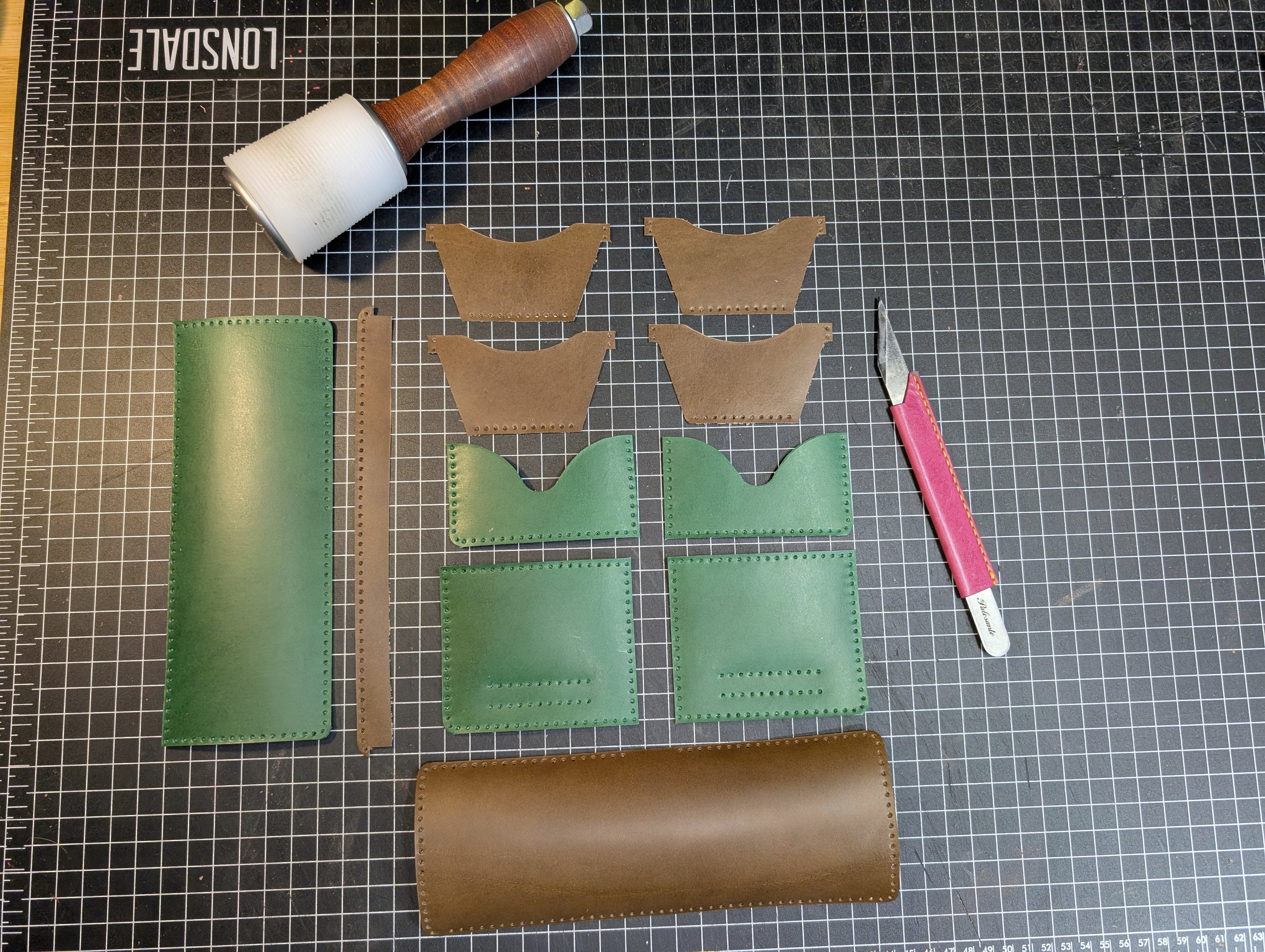 Proletariat - 9 Pocket Bifold Wallet