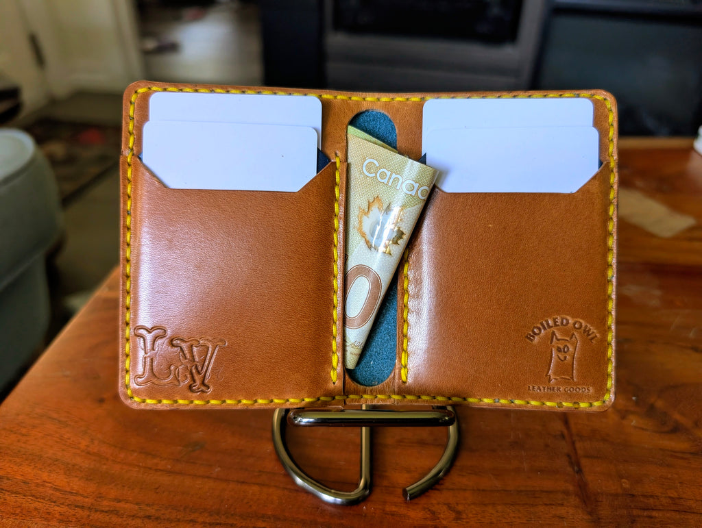 The Frontman Jr - 6 Pocket Vertical Wallet